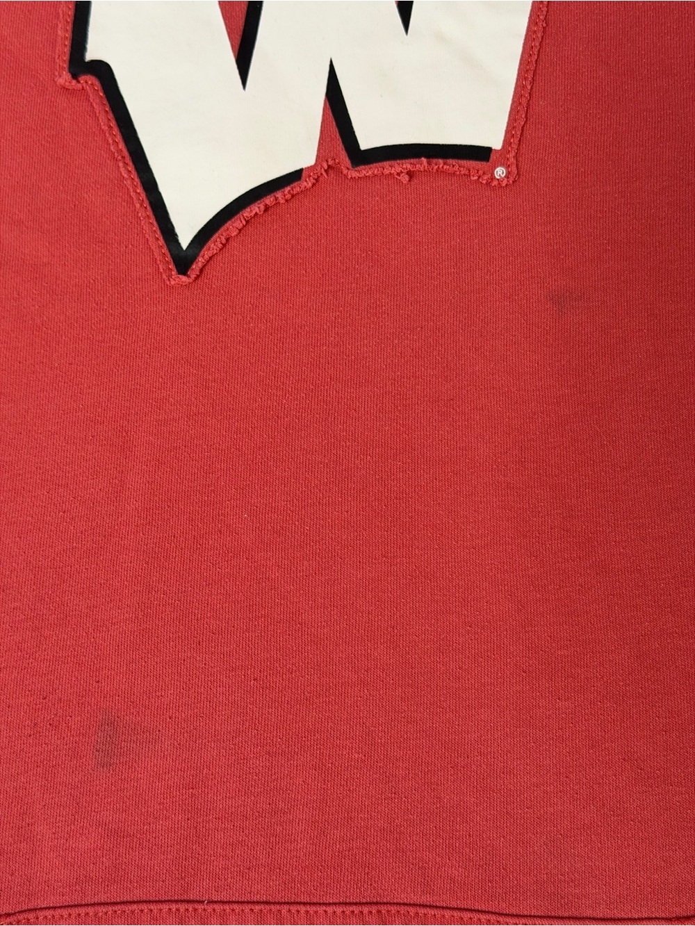Wisconsin Badgers Distressed Hoodie 2XL Red NCAA Raw Hem Sweatshirt FLAW - Picture 6 of 6